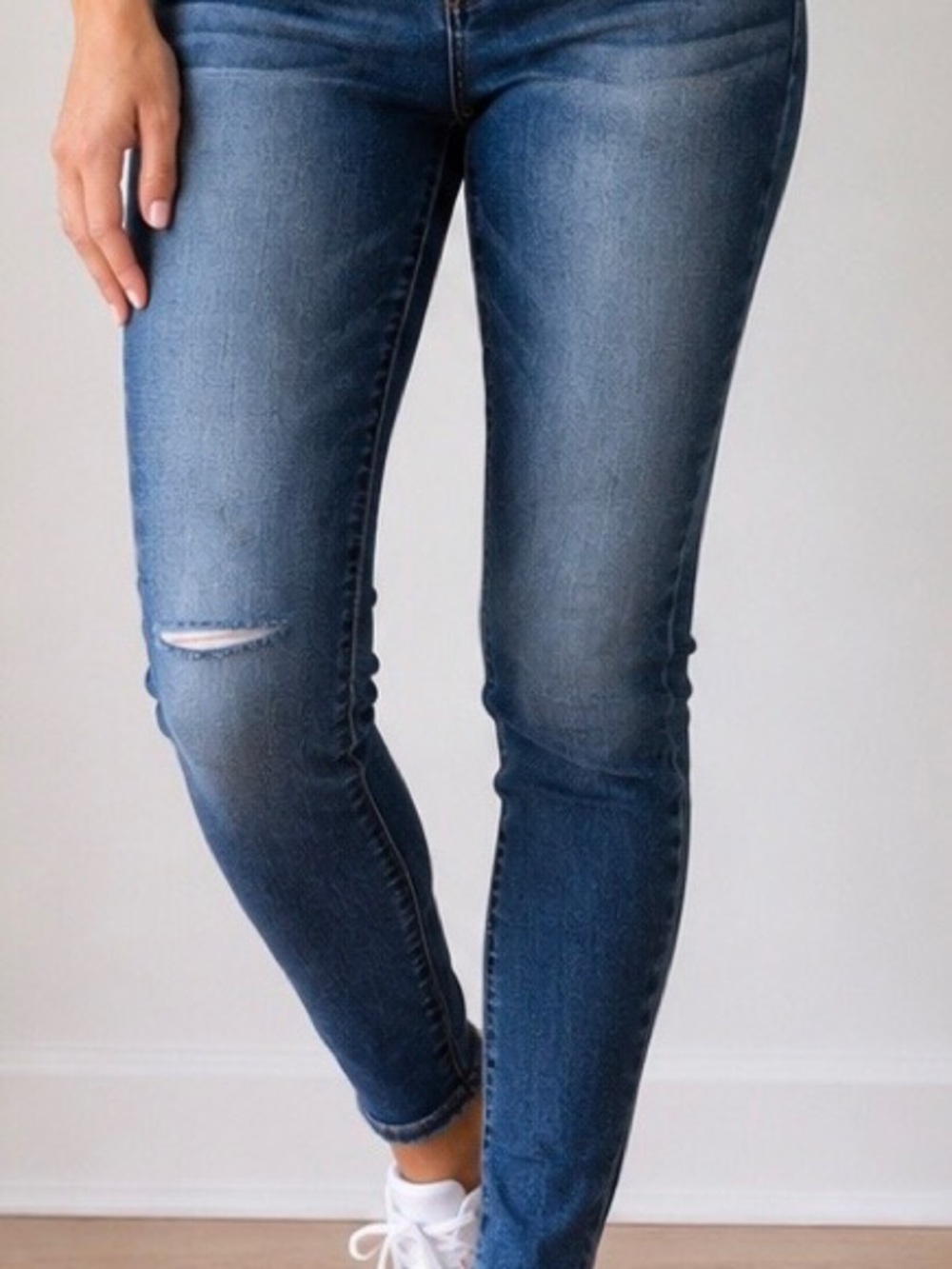 American Eagle Skinny Jeans, size 2